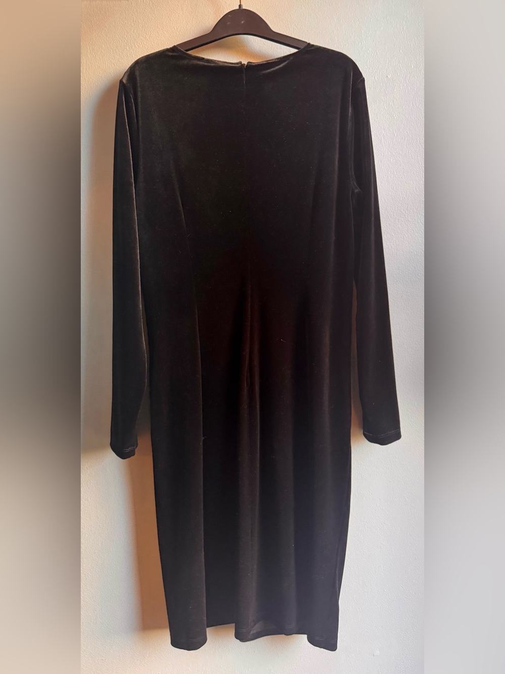 Brooks Brothers Black Velvet Twist-Front Long Sleeve Dress - Picture 3 of 3